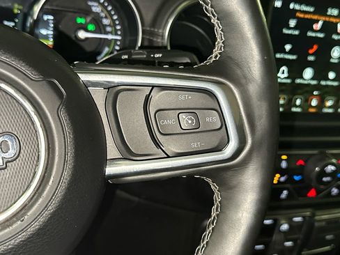 Used 2021 Jeep Wrangler Unlimited Sahara w/ Cold Weather Group image 30