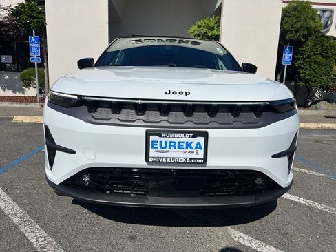 New 2025 Jeep Wagoneer S Launch Edition w/ Trailer Tow Group image 2
