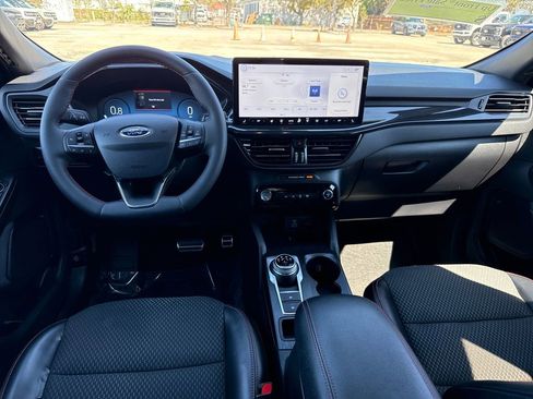 Used 2023 Ford Escape ST-Line Select w/ Tech Pack #2 image 6