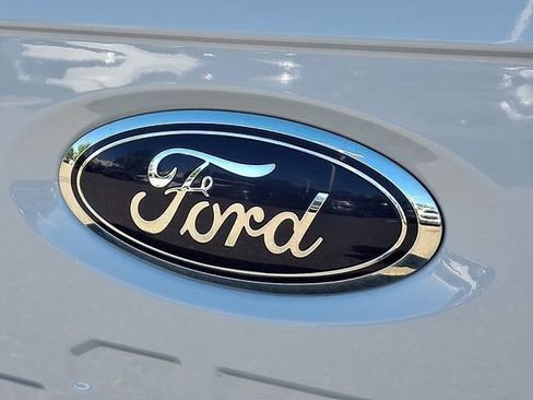 Used 2022 Ford F150 XLT w/ Equipment Group 302A High image 41