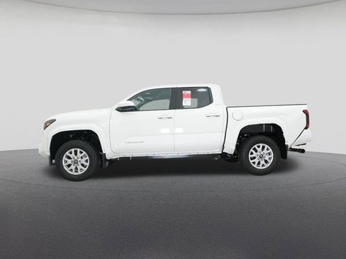 New 2026 Toyota Tacoma SR5 image 19