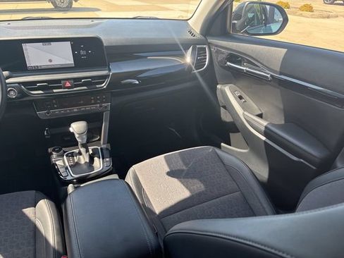 Used 2024 Kia Seltos S FWD image 25
