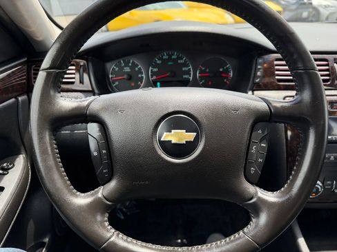 Used 2013 Chevrolet Impala LT w/ LT Sunroof Package FWD image 24