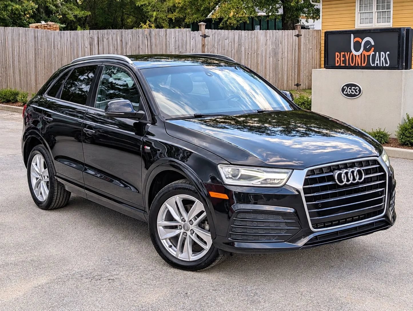 Used 2018 Audi Q3 2.0T Premium FWD image 1