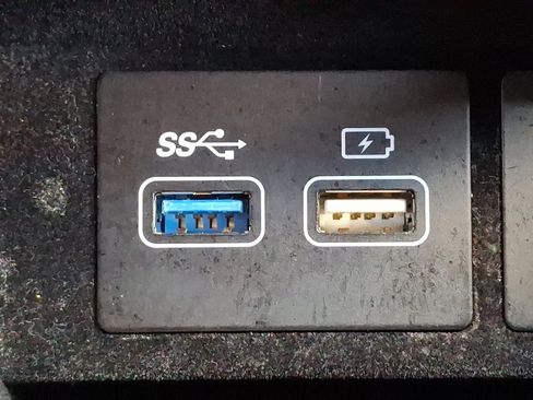 Used 2023 Genesis GV70 2.5T w/ Sport Prestige Package image 25