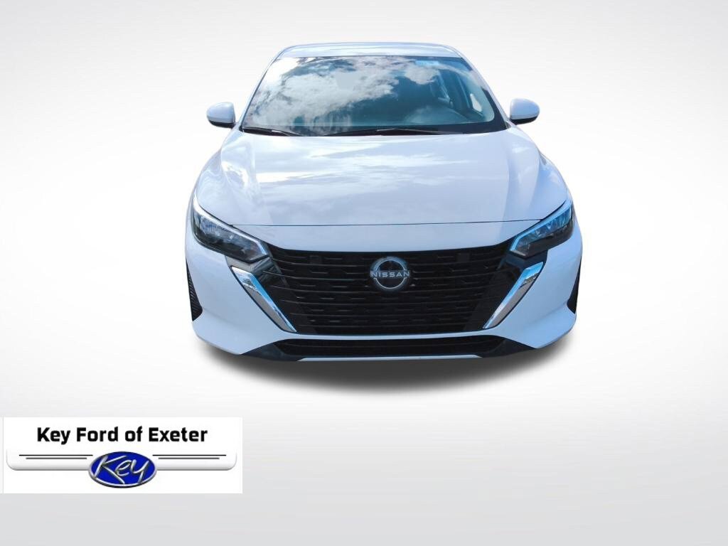 Used 2025 Nissan Sentra S FWD image 3