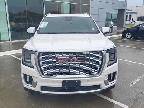 Used 2023 GMC Yukon Denali w/ Denali Reserve Package AWD/4WD image 4