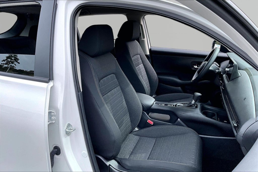Used 2027 Honda HR-V LX image 19