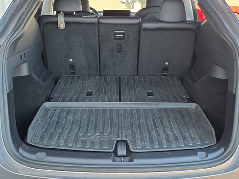 Used 2025 Tesla Model Y Long Range image 7