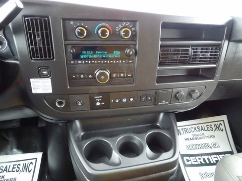 Used 2019 GMC Savana 3500 Extended w/ Driver Convenience Package image 20