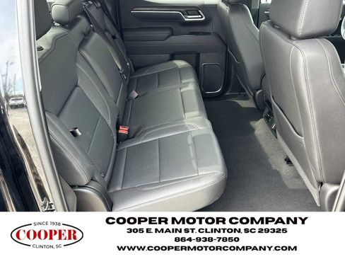 Used 2025 GMC Sierra 1500 SLT image 14