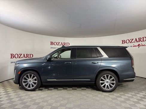 Used 2021 Cadillac Escalade Premium Luxury Platinum AWD/4WD image 5