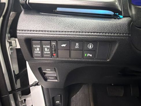 Used 2024 Honda Odyssey Elite image 35