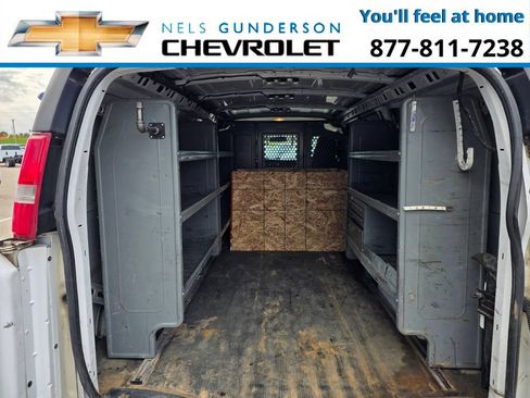 Used 2016 Chevrolet Express 3500 RWD image 14