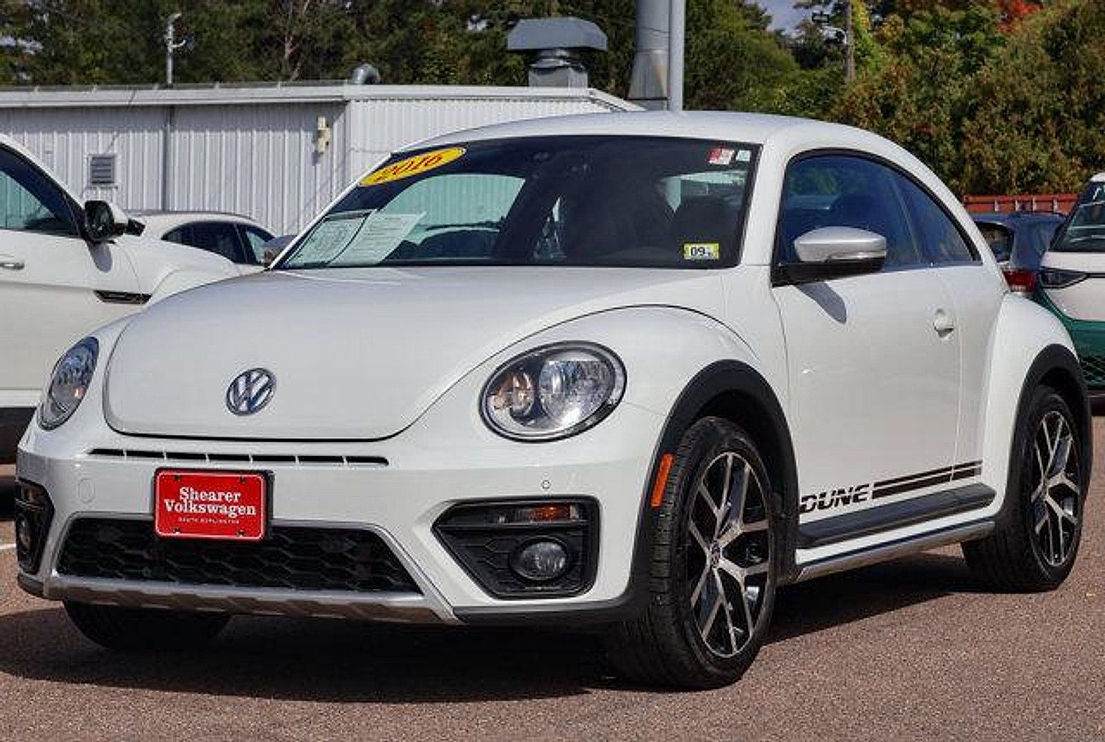 Used 2016 Volkswagen Beetle 1.8T Dune FWD image 2