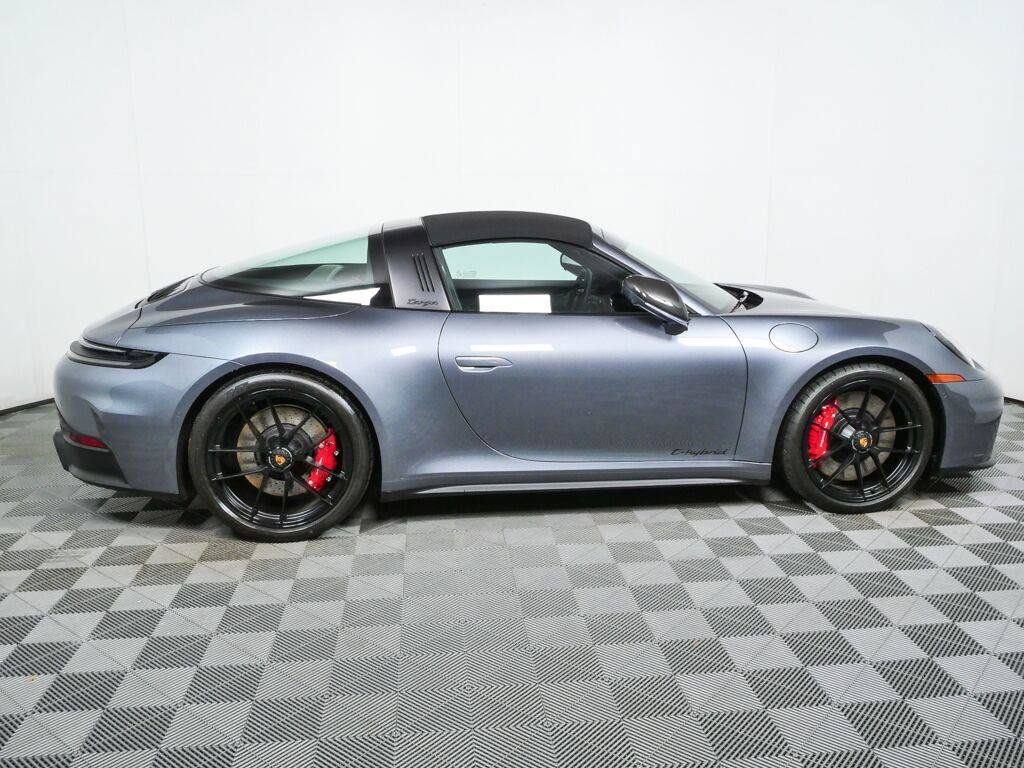 Certified 2026 Porsche 911 Targa 4 GTS AWD/4WD image 30