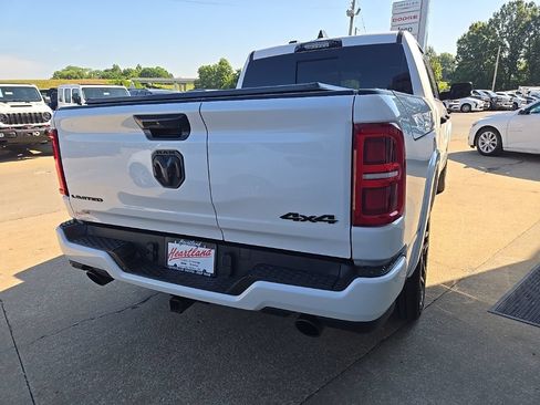 Used 2025 RAM 1500 Limited AWD/4WD image 12