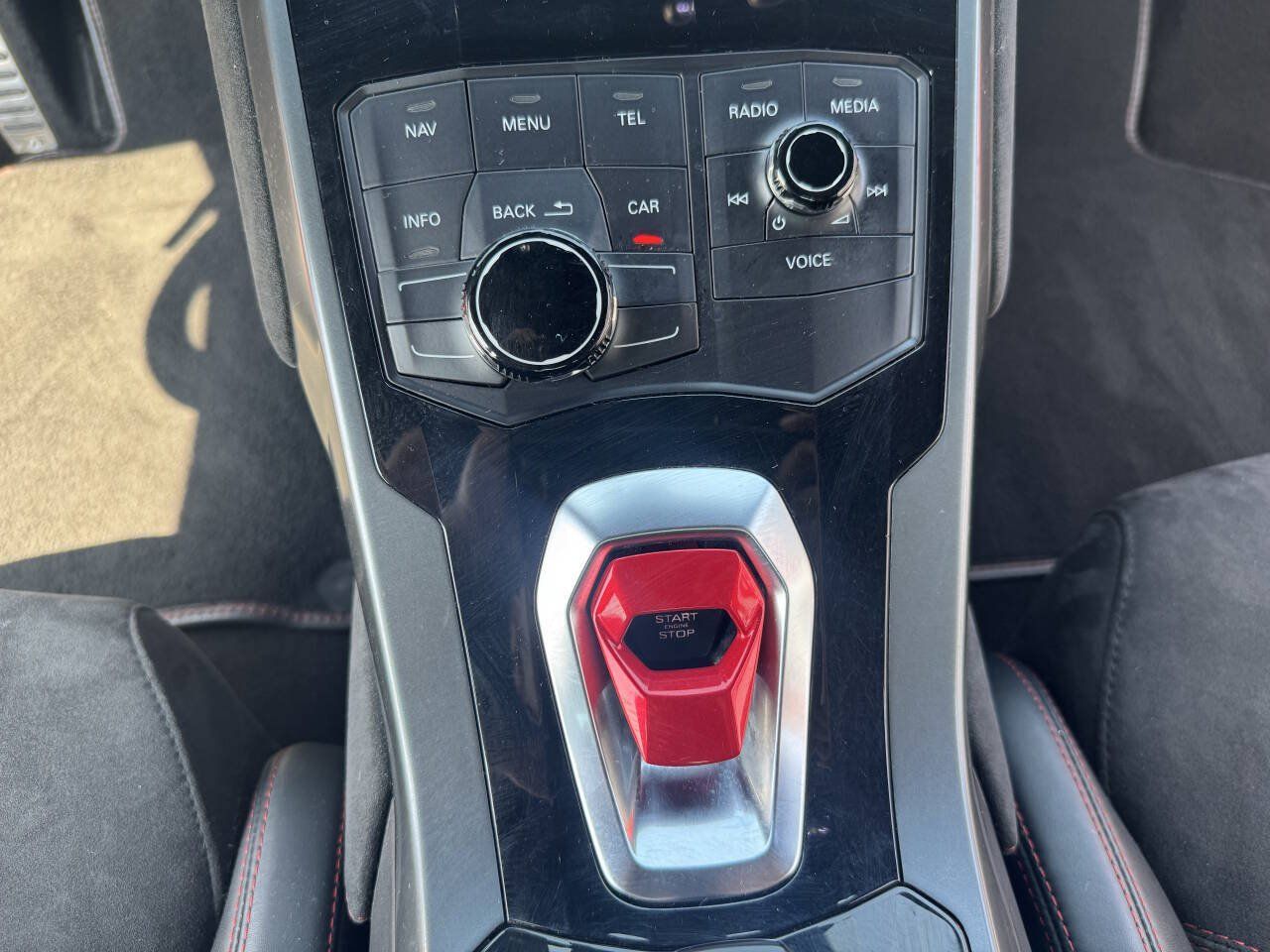 Used 2019 Lamborghini Huracan LP 580-2 RWD image 26