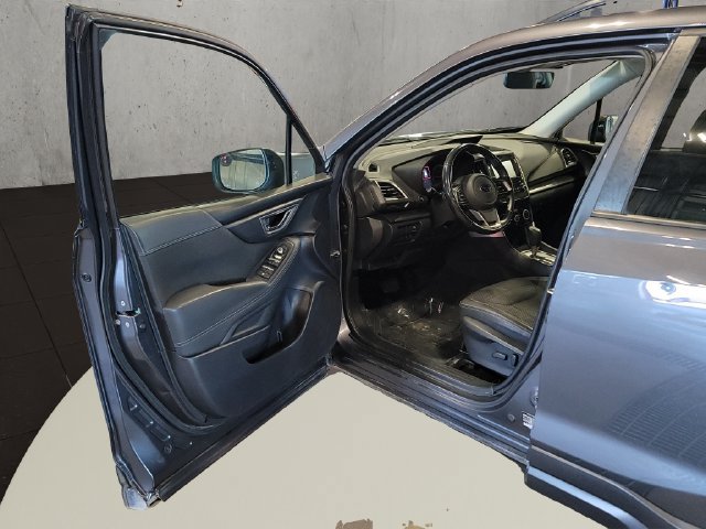 Used 2020 Subaru Forester Premium AWD/4WD image 15