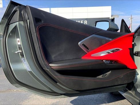Used 2023 Chevrolet Corvette Stingray Preferred Conv w/ 2LT image 23