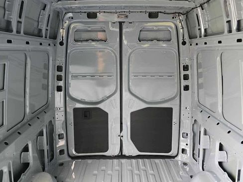 New 2026 Mercedes-Benz Sprinter 2500 image 17