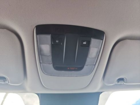 Used 2022 Kia Sorento LX image 21