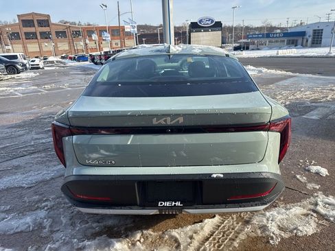 New 2025 Kia K4 LXS image 6