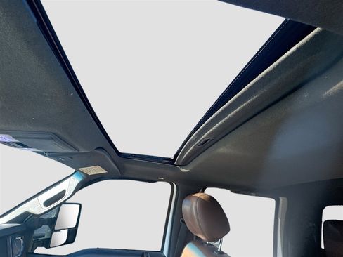 Used 2015 Ford F350 Platinum image 19