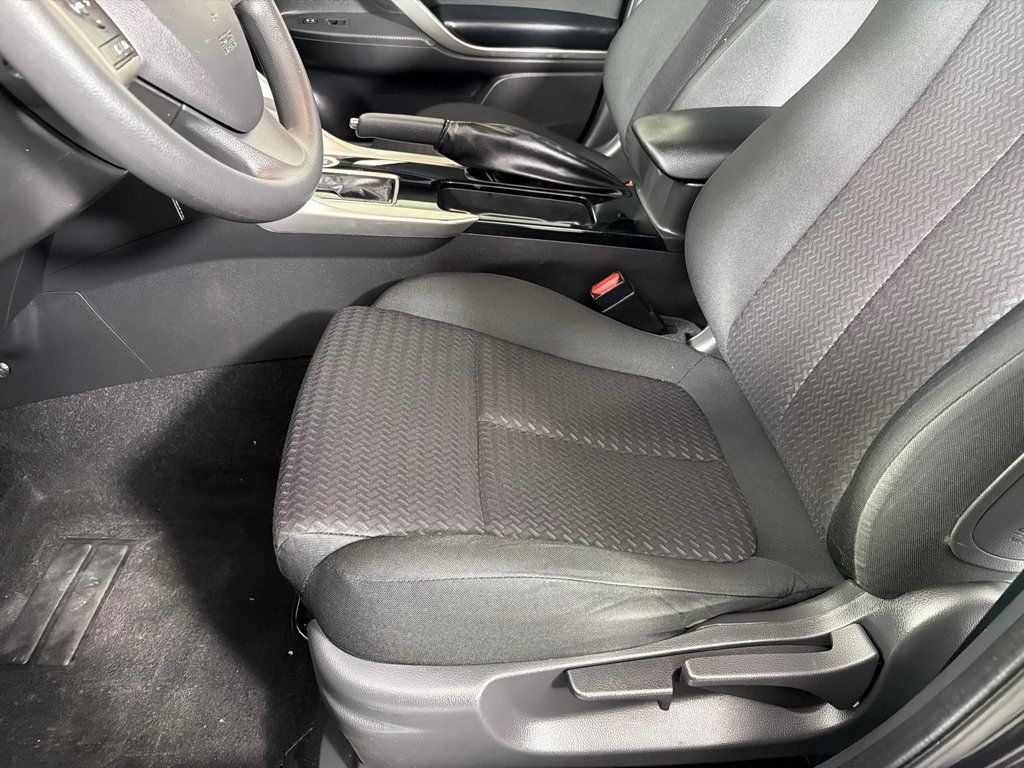 Used 2019 Mitsubishi Eclipse Cross ES AWD/4WD image 12