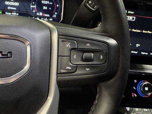 Used 2024 GMC Sierra 2500 Denali w/ Technology Package image 30