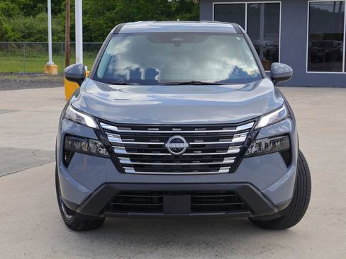 Certified 2026 Nissan Rogue SV FWD image 22