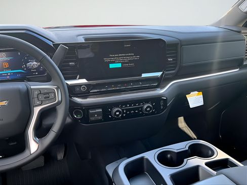 New 2026 Chevrolet Silverado 1500 LT AWD/4WD image 6