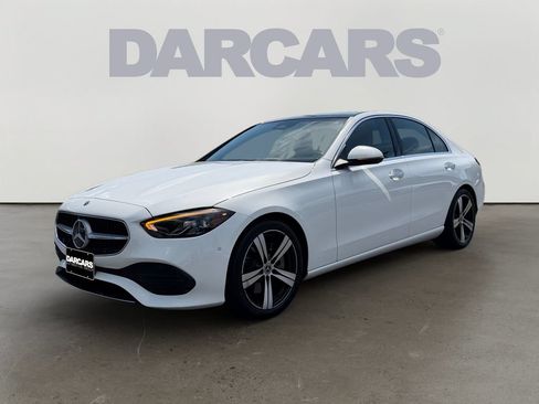 Used 2022 Mercedes-Benz C 300 4MATIC Sedan image 2