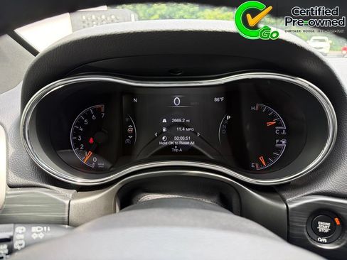 Certified 2021 Jeep Grand Cherokee Laredo X AWD/4WD image 55