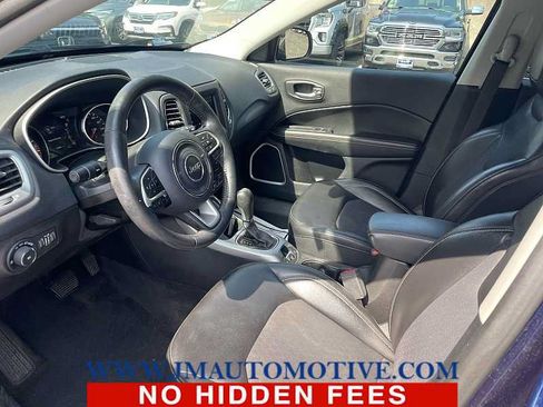 Used 2019 Jeep Compass Latitude w/ Popular Equipment Group AWD/4WD image 2