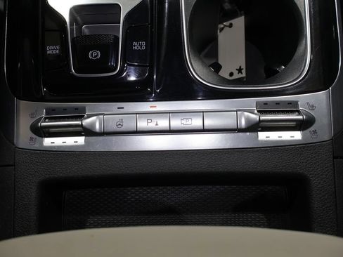 Used 2022 Kia Carnival SX Prestige FWD image 34