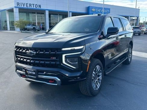Certified 2025 Chevrolet Suburban Z71 AWD/4WD image 30