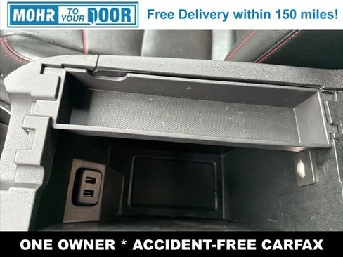 Used 2023 Chevrolet Equinox RS w/ RS Leather Package image 24