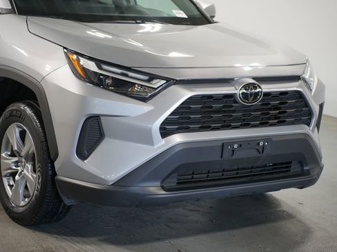 Used 2024 Toyota RAV4 XLE FWD image 4