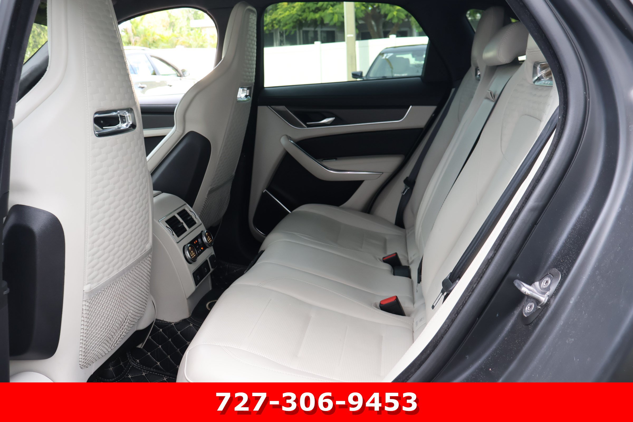 Used 2021 Jaguar F-PACE SVR AWD/4WD image 16