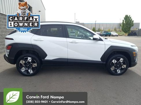 Used 2025 Hyundai Kona SEL AWD/4WD image 2