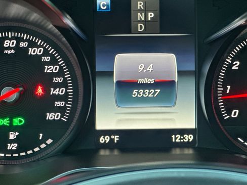 Used 2018 Mercedes-Benz C 300 Sedan w/ Premium Package image 23