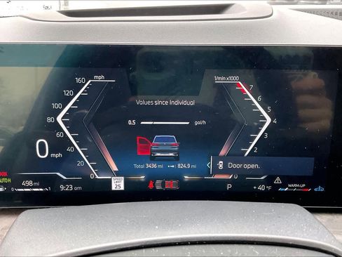 Used 2025 BMW X5 xDrive40i w/ Parking Assistance Package image 19