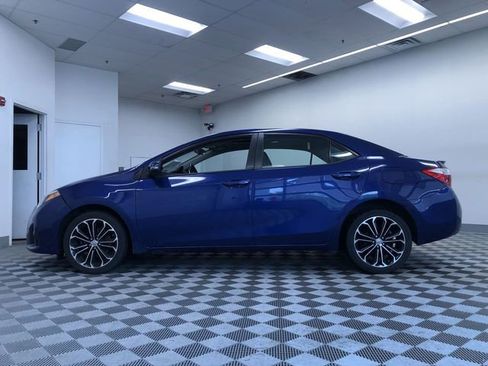 Used 2015 Toyota Corolla S FWD image 3