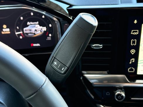 Used 2026 GMC Sierra 1500 SLE image 26