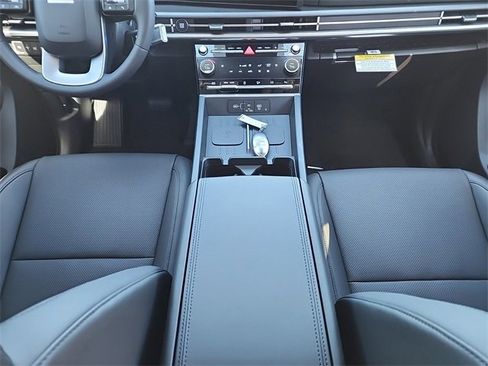 New 2025 Hyundai Santa Fe SEL image 13