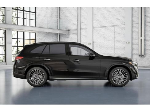 New 2026 Mercedes-Benz GLC 300 4MATIC image 2