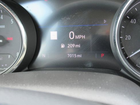 Used 2022 Buick Encore GX Essence w/ Advanced Technology Package image 32