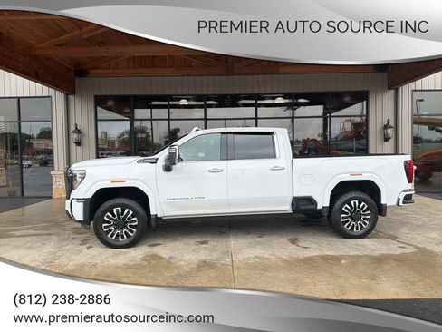 Used 2025 GMC Sierra 2500 Denali Ultimate AWD/4WD image 1