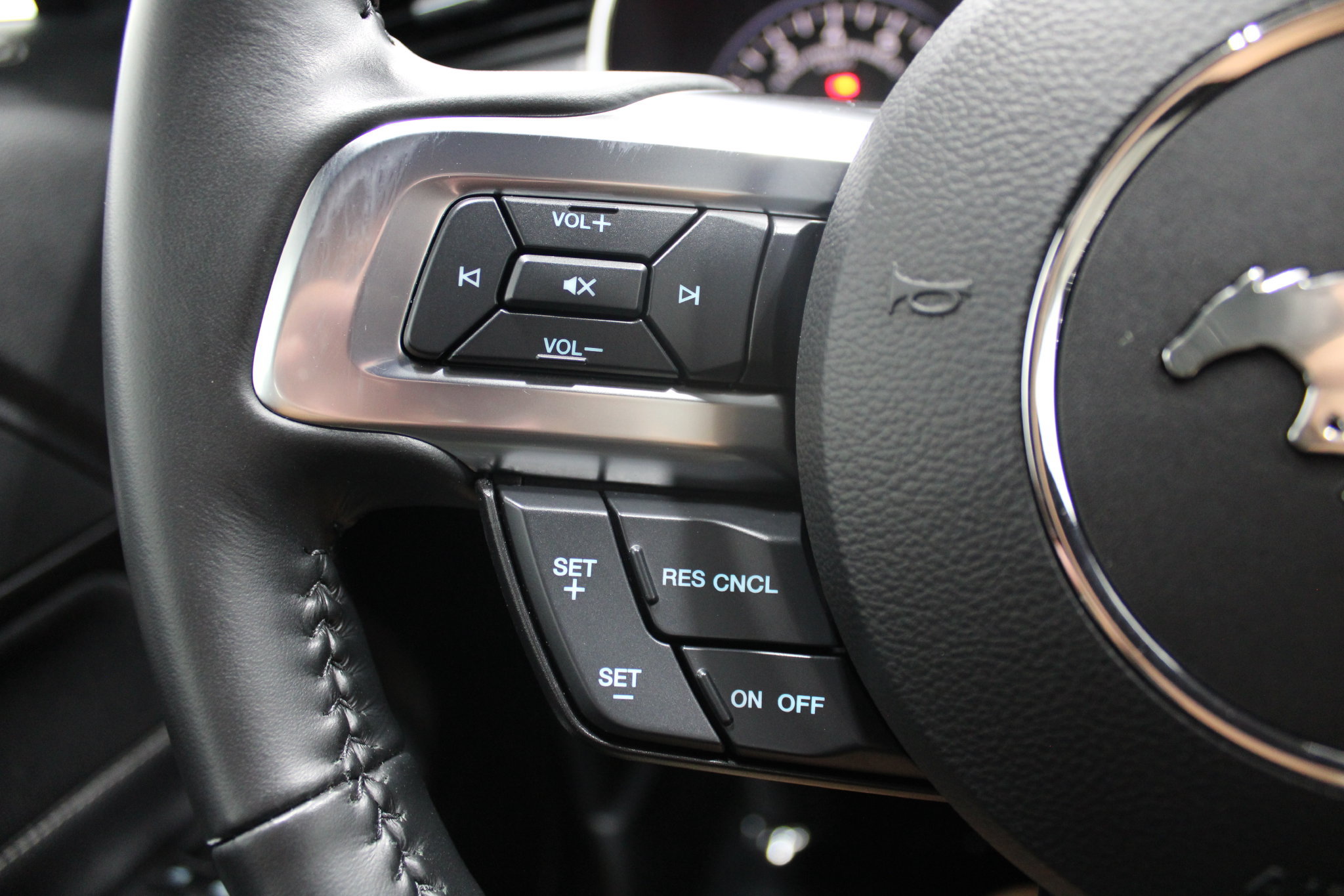 Used 2021 Ford Mustang GT RWD image 33